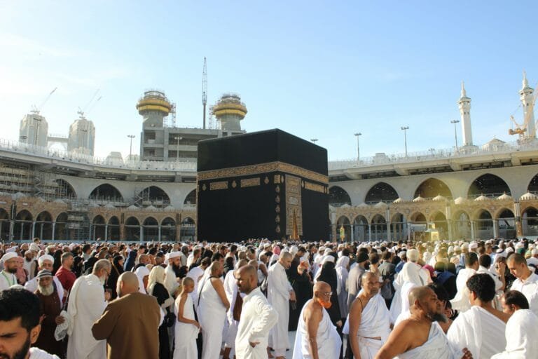 Sejarah Haji Umroh Indonesia Saat Jaman Belanda: Menelusuri Jejak Perjuangan Muslim Nusantara