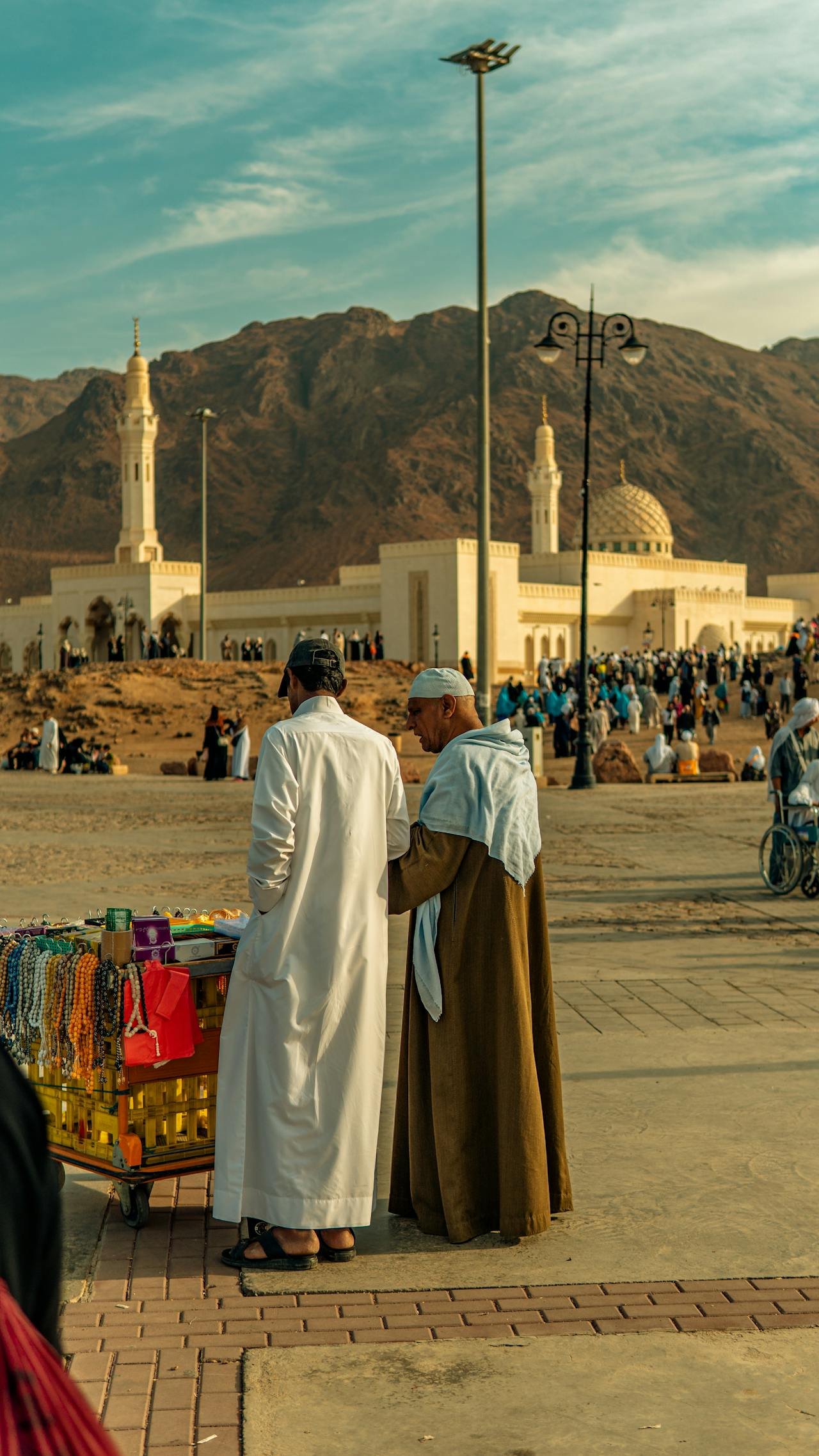 Apa Saja Peran Para Petugas Di Masjidil Haram